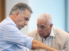 Orsi descarta cambios y respalda al ministro del Interior Carlos Negro