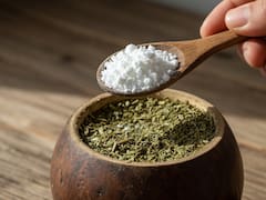 Mezclar yerba usada con bicarbonato | Para qué sirve y por qué lo recomiendan