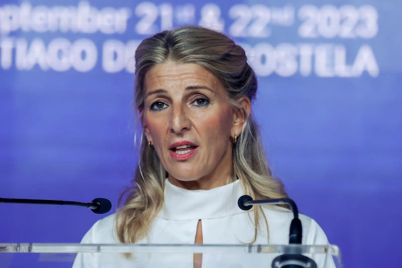 El Ejecutivo refuerza el vínculo entre ayudas públicas y mantenimiento del empleo en el marco de su política laboral.