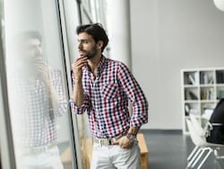 Cerrar el año sin mentiras: cuando soltar es crecer