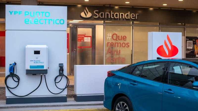 La alianza YPF–Santander y el futuro de las finanzas embebidas. (Fuente: Archivo)