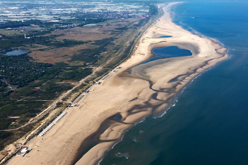 Zandmotor vlucht en 2020. 10 años después.