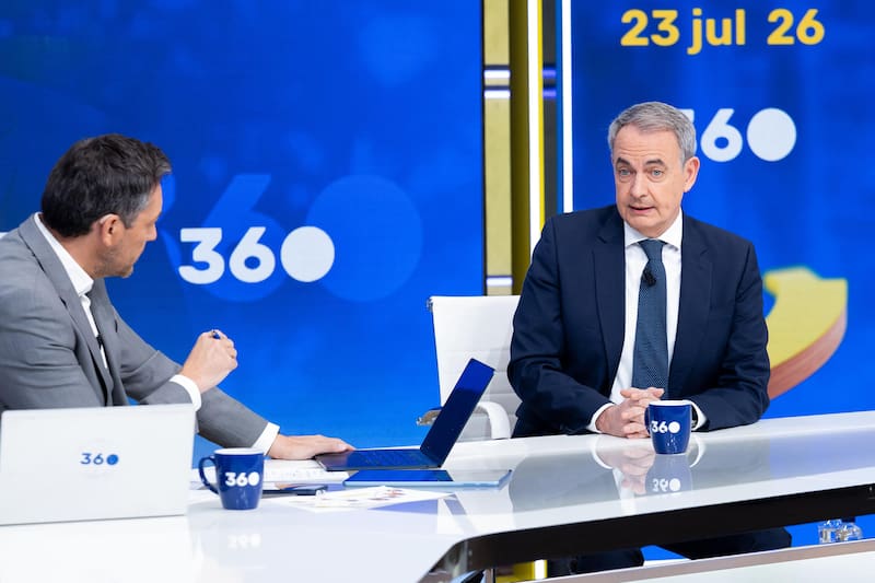 Zapatero rompe el silencio y niega haber mediado en el rescate: "Nunca hablé con el Gobierno ni con la SEPI".